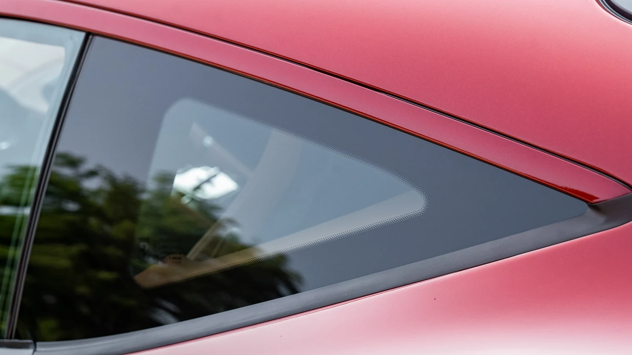 2022 Ferrari Roma - Image 23 of 31