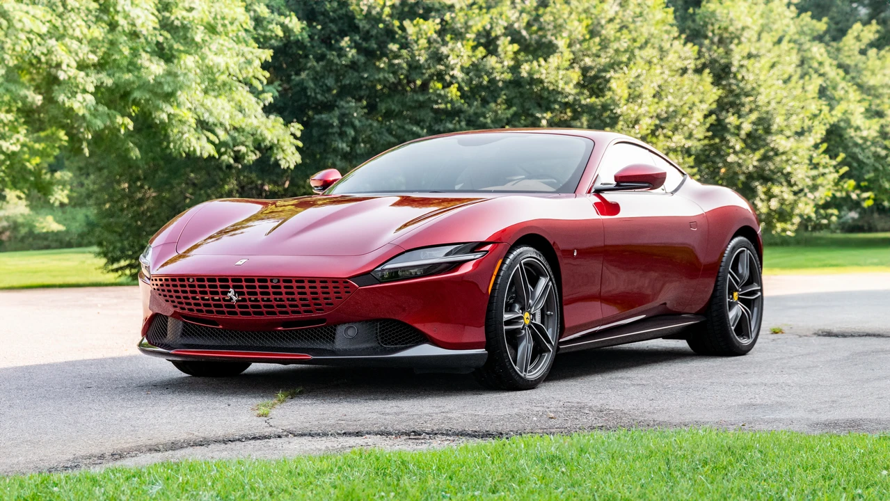 2022 Ferrari Roma - Image 5 of 31