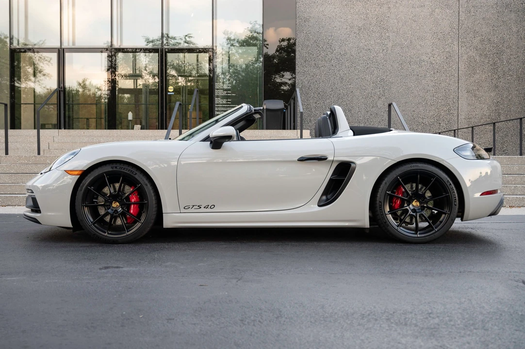 2022 Porsche 718 Boxster GTS 4.0 - Image 2 of 28