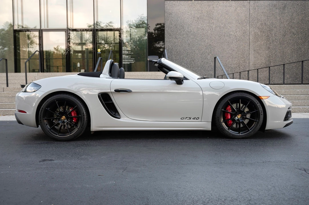 2022 Porsche 718 Boxster GTS 4.0 - Image 8 of 28