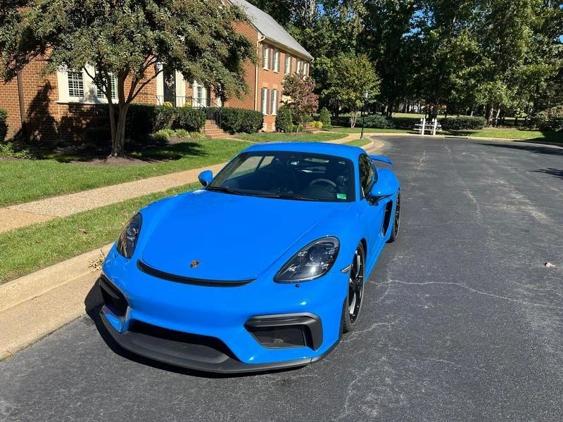 2022 Porsche 718 Cayman GT4 - Image 2 of 4