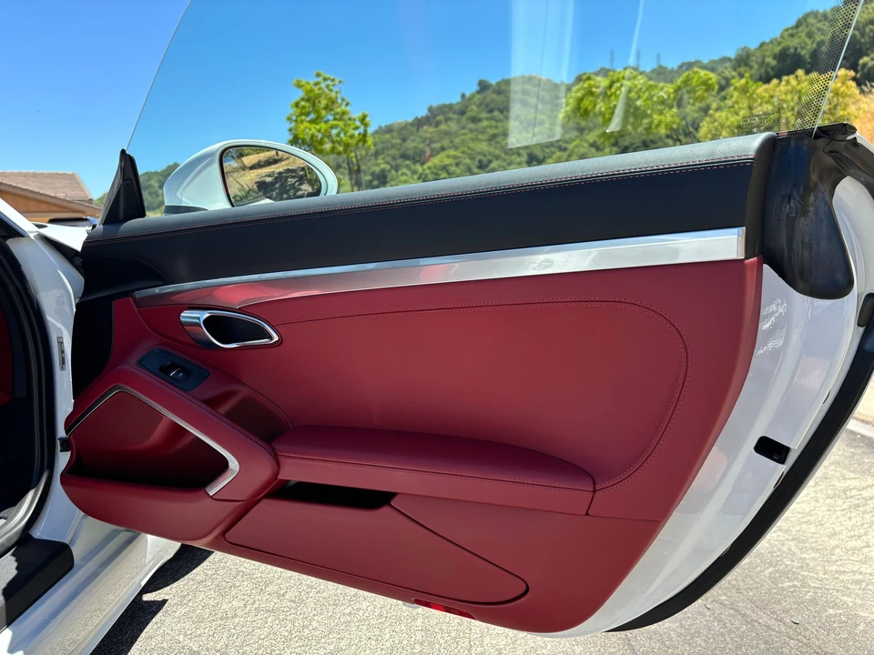 2022 Porsche 718 Cayman - Image 11 of 29