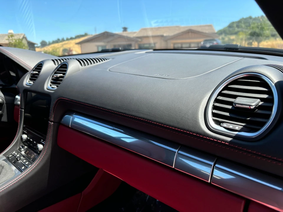 2022 Porsche 718 Cayman - Image 14 of 29