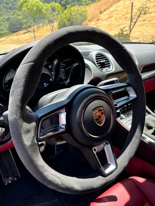 2022 Porsche 718 Cayman - Image 16 of 29