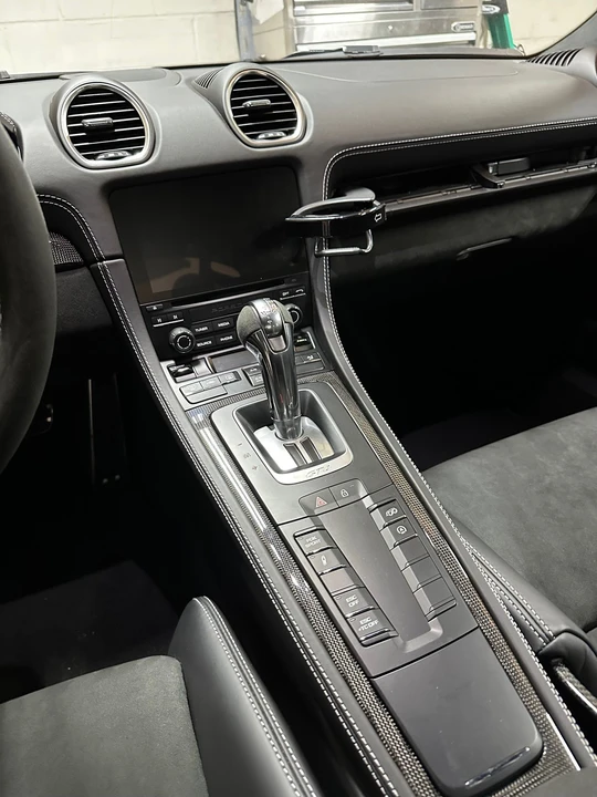 2022 Porsche 718 Cayman GT4 - Image 8 of 23