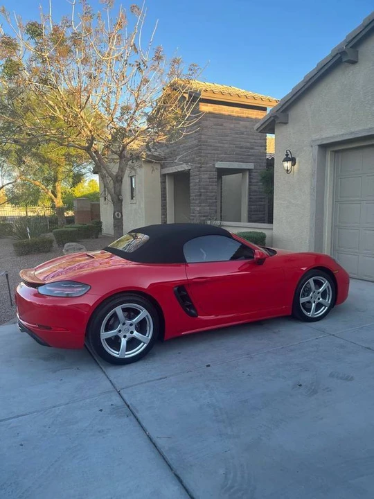 2022 Porsche 718 Boxster - Image 9 of 19