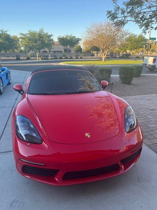 2022 Porsche 718 Boxster - Image 14 of 19