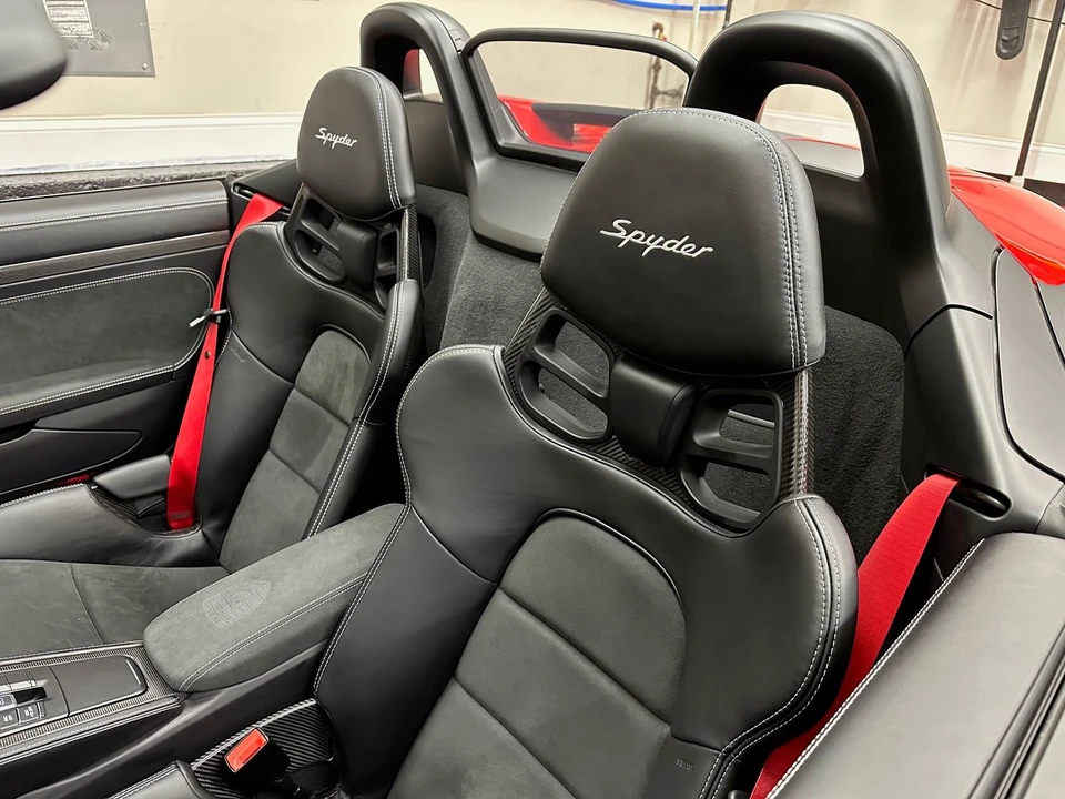 2022 Porsche 718 Boxster Spyder - Image 4 of 10