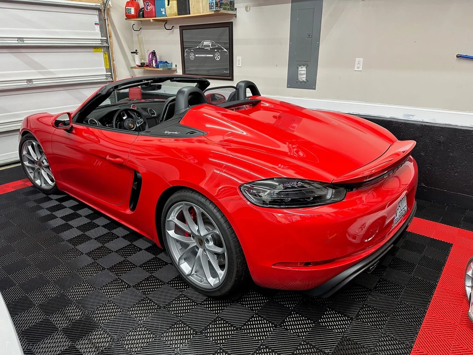 2022 Porsche 718 Boxster Spyder - Image 6 of 10