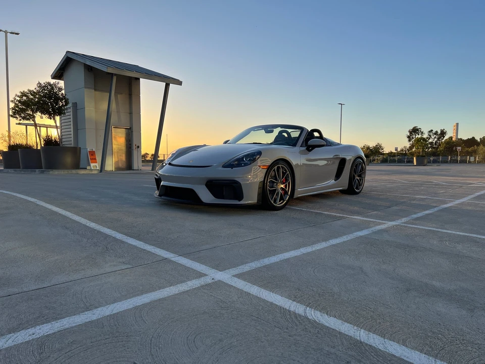 2022 Porsche 718 Boxster Spyder - Image 10 of 20