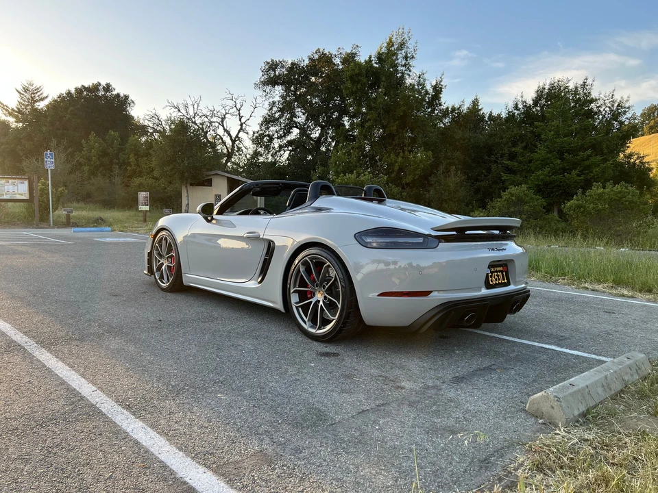 2022 Porsche 718 Boxster Spyder - Image 5 of 20