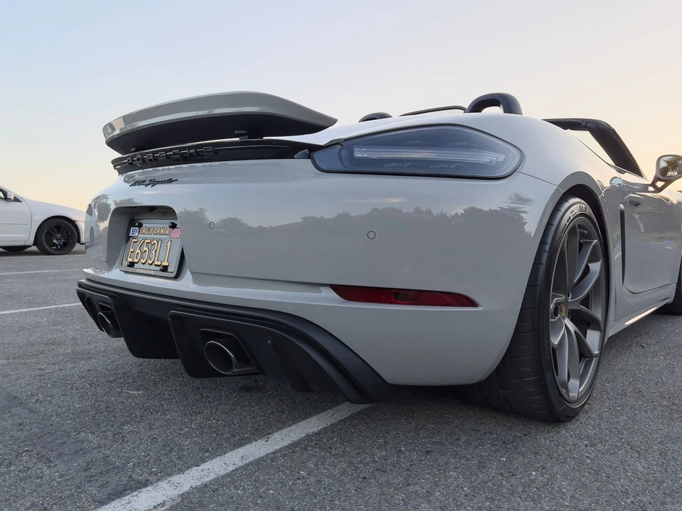 2022 Porsche 718 Boxster Spyder - Image 6 of 20