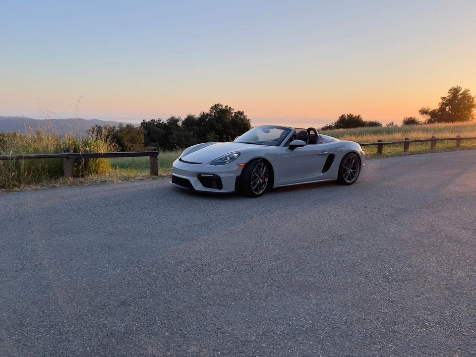2022 Porsche 718 Boxster Spyder - Image 7 of 20