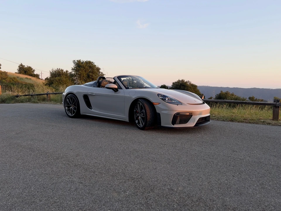 2022 Porsche 718 Boxster Spyder - Image 8 of 20