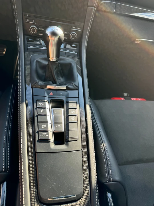 2022 Porsche 718 Boxster Spyder - Image 6 of 31