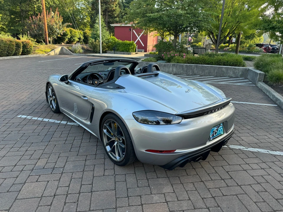 2022 Porsche 718 Boxster Spyder - Image 20 of 31
