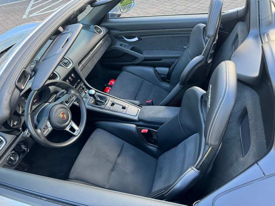 2022 Porsche 718 Boxster Spyder - Image 28 of 31
