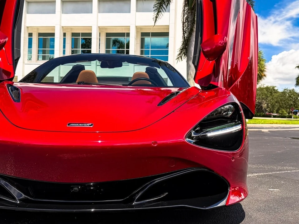 2022 McLaren 720S Spider - Image 3 of 4