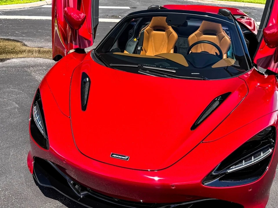 2022 McLaren 720S Spider - Image 4 of 4