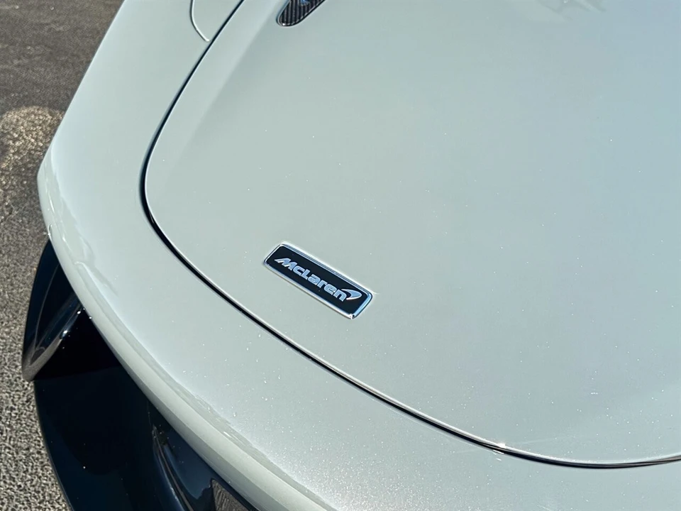 2022 McLaren 765LT Spider - Image 4 of 4