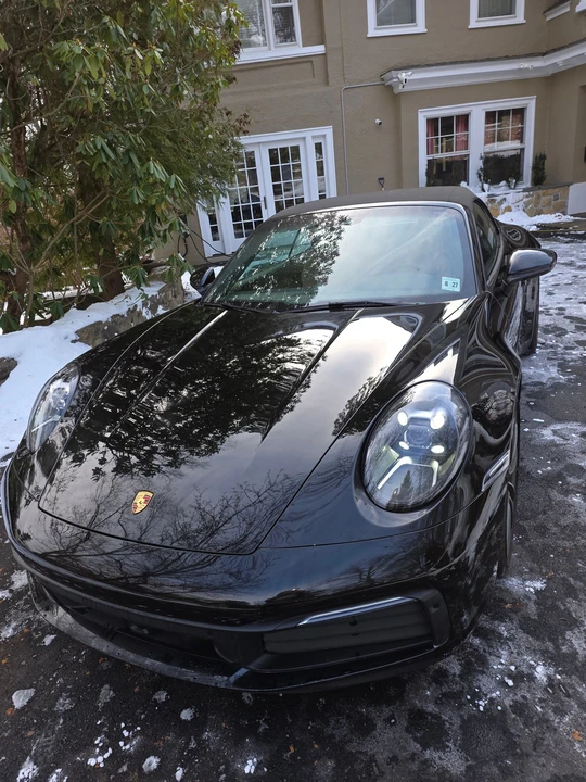 2022 Porsche 992 Carrera 4 - Image 9 of 13
