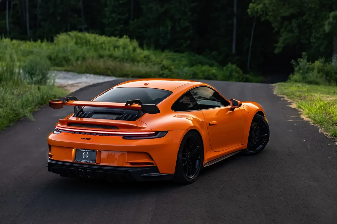 2022 Porsche 992 GT3 - Image 11 of 25