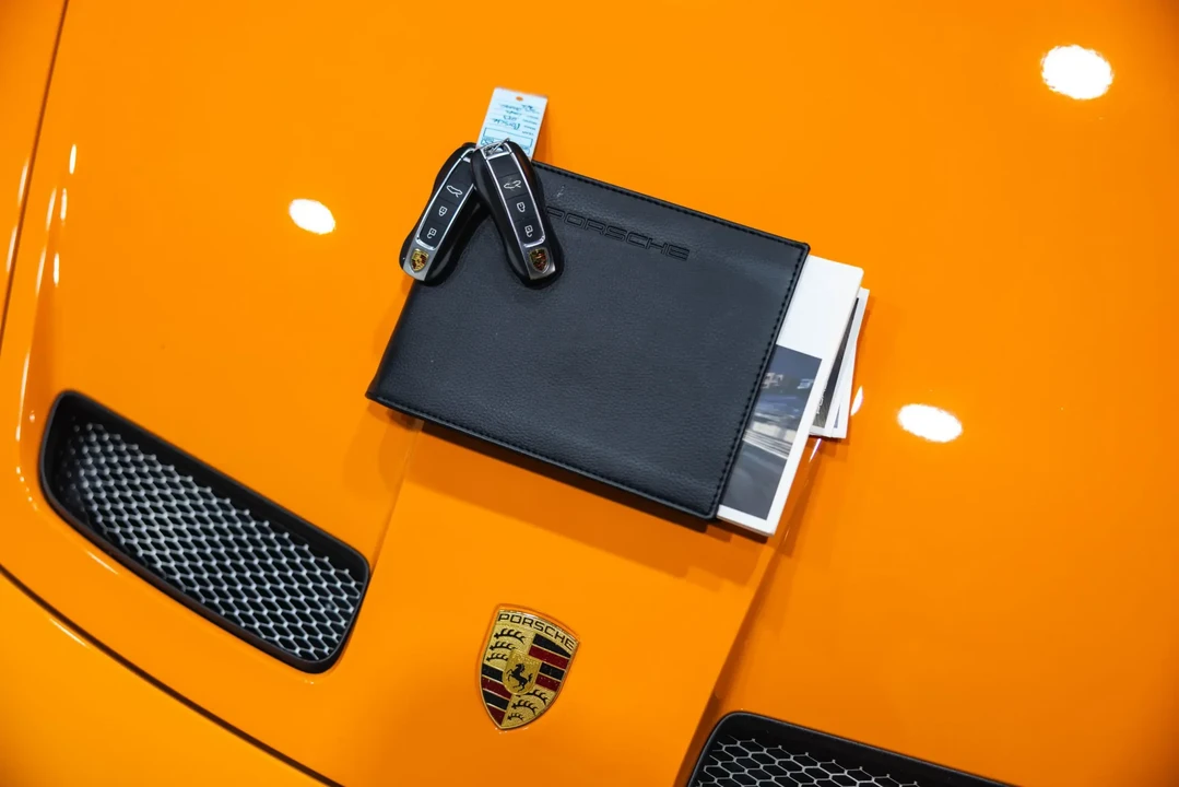 2022 Porsche 992 GT3 - Image 13 of 25