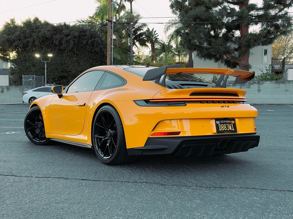 2022 Porsche 992 GT3 - Image 8 of 31