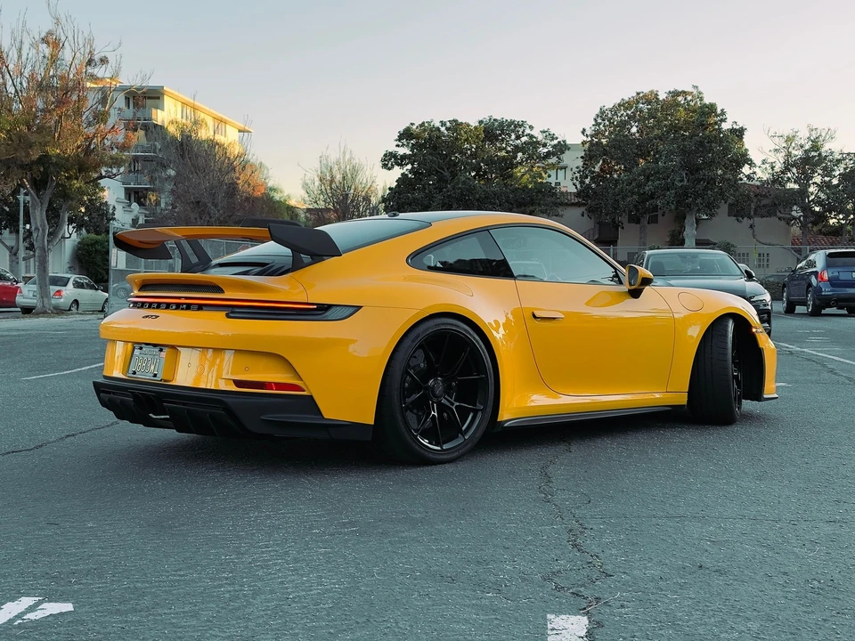 2022 Porsche 992 GT3 - Image 5 of 31