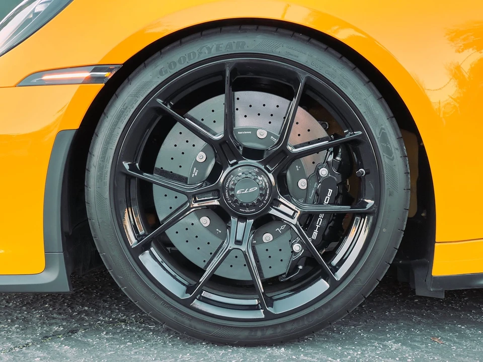 2022 Porsche 992 GT3 - Image 20 of 31