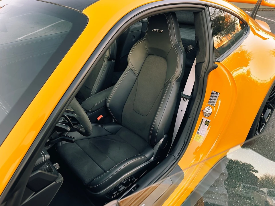 2022 Porsche 992 GT3 - Image 28 of 31