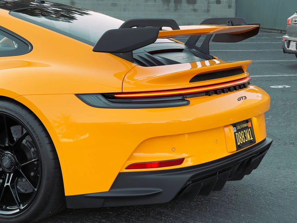 2022 Porsche 992 GT3 - Image 18 of 31