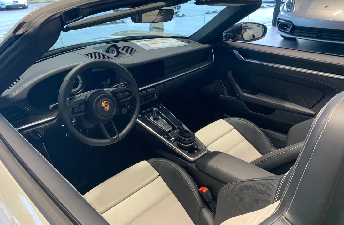 2022 Porsche 992 Turbo S - Image 4 of 7