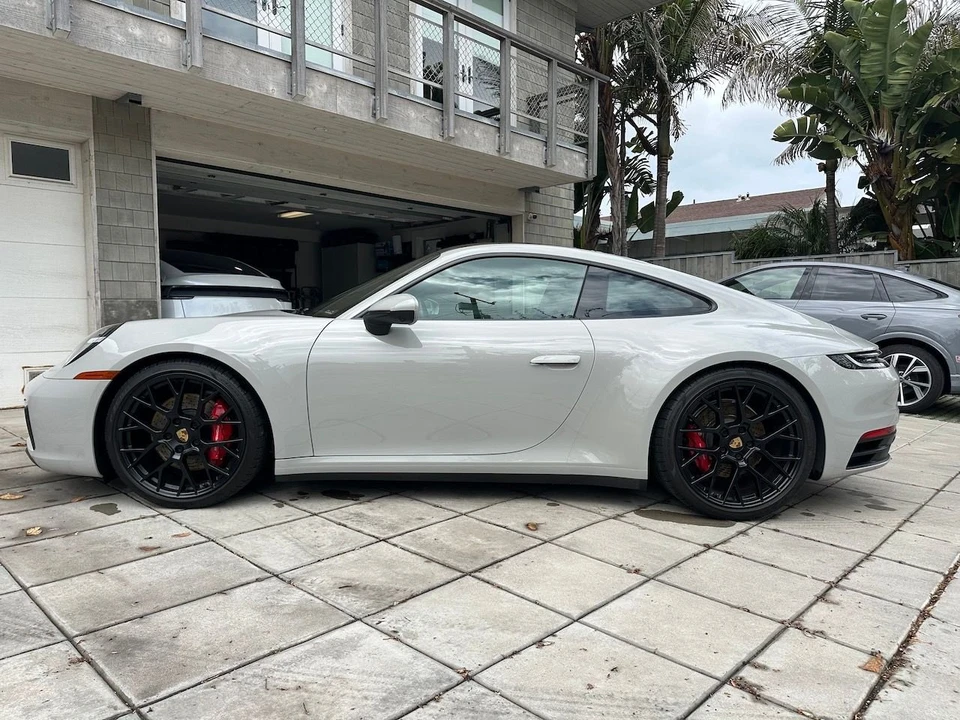 2022 Porsche 992 Carrera S - Image 8 of 10