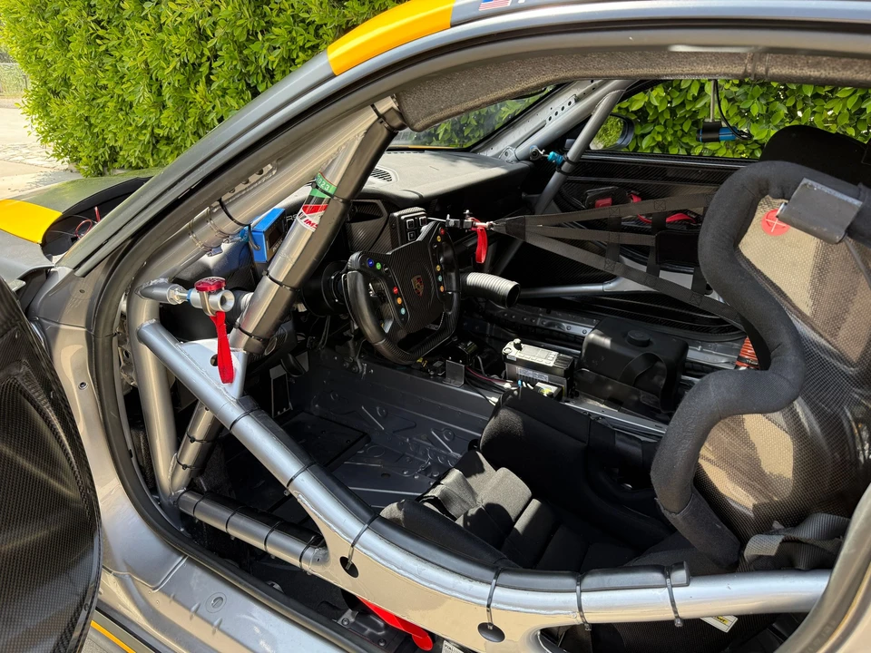 2022 Porsche 992 GT3 - Image 11 of 19