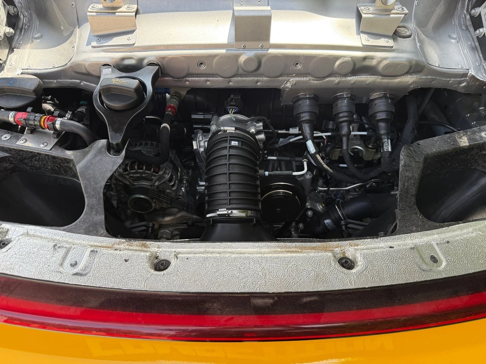 2022 Porsche 992 GT3 - Image 14 of 19