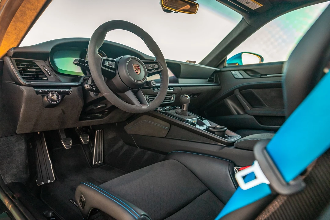 2022 Porsche 992 GT3 - Image 9 of 11