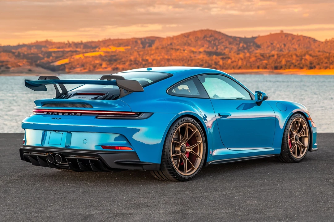 2022 Porsche 992 GT3 - Image 2 of 11