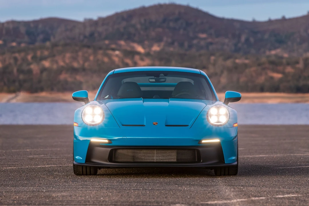 2022 Porsche 992 GT3 - Image 4 of 11