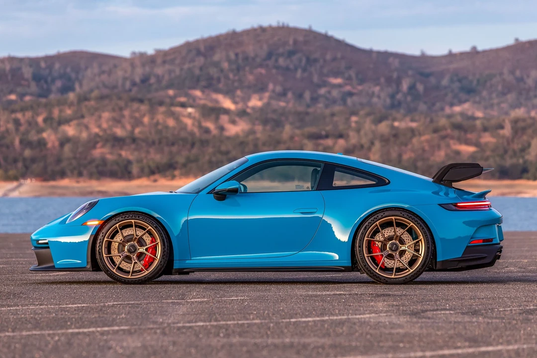 2022 Porsche 992 GT3 - Image 6 of 11