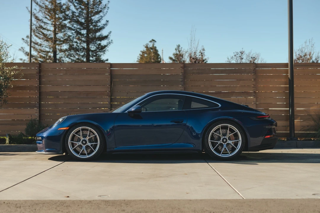 2022 Porsche 992 GT3 - Image 4 of 12