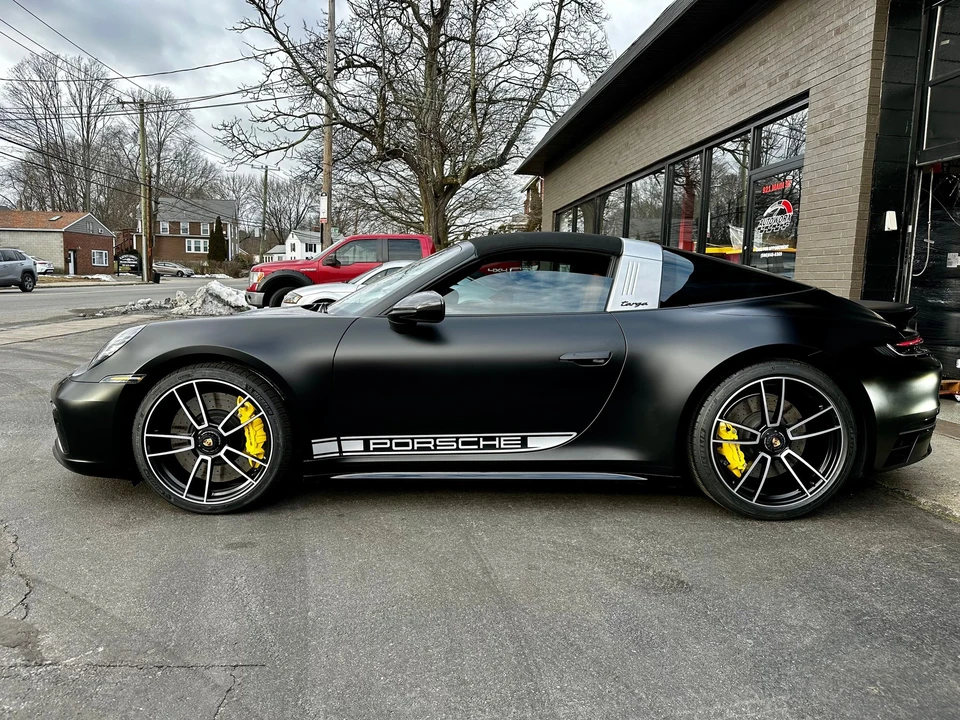 2022 Porsche 992 Targa 4 GTS - Image 4 of 7