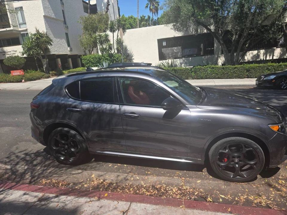 2022 Alfa Romeo Stelvio - Image 5 of 20