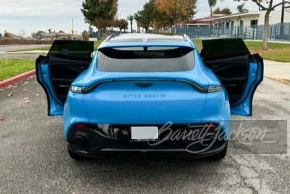 2022 Aston Martin DBX - Image 5 of 19