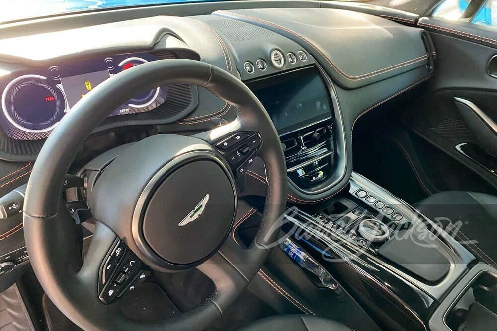 2022 Aston Martin DBX - Image 16 of 19