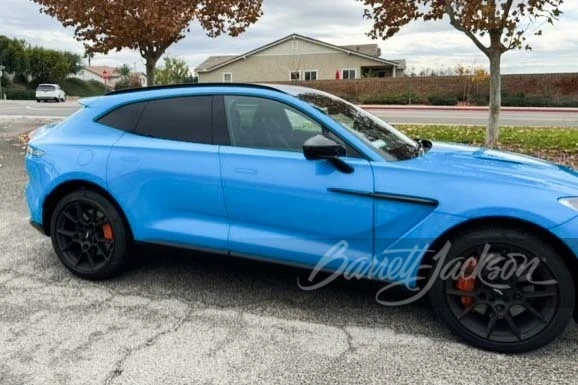 2022 Aston Martin DBX - Image 19 of 19