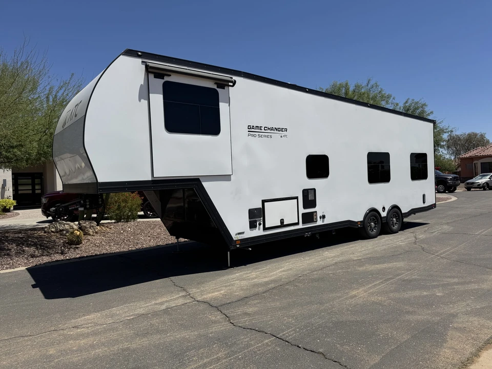 2022 Parts & Memorabilia Trailers - Image 4 of 31