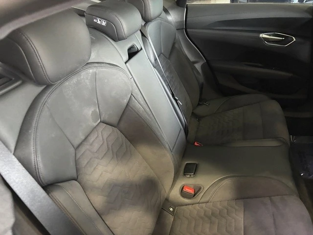 2022 Audi e-tron GT - Image 20 of 21