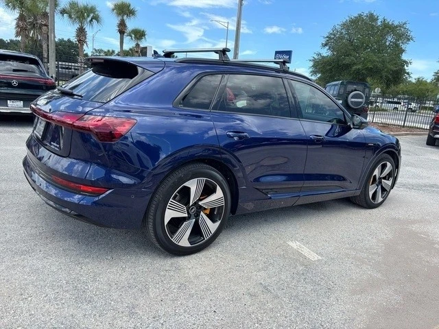 2022 Audi e-tron - Image 19 of 21