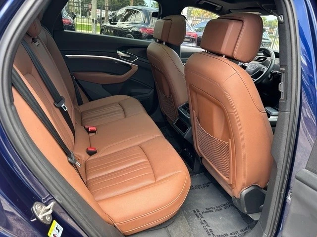 2022 Audi e-tron - Image 21 of 21